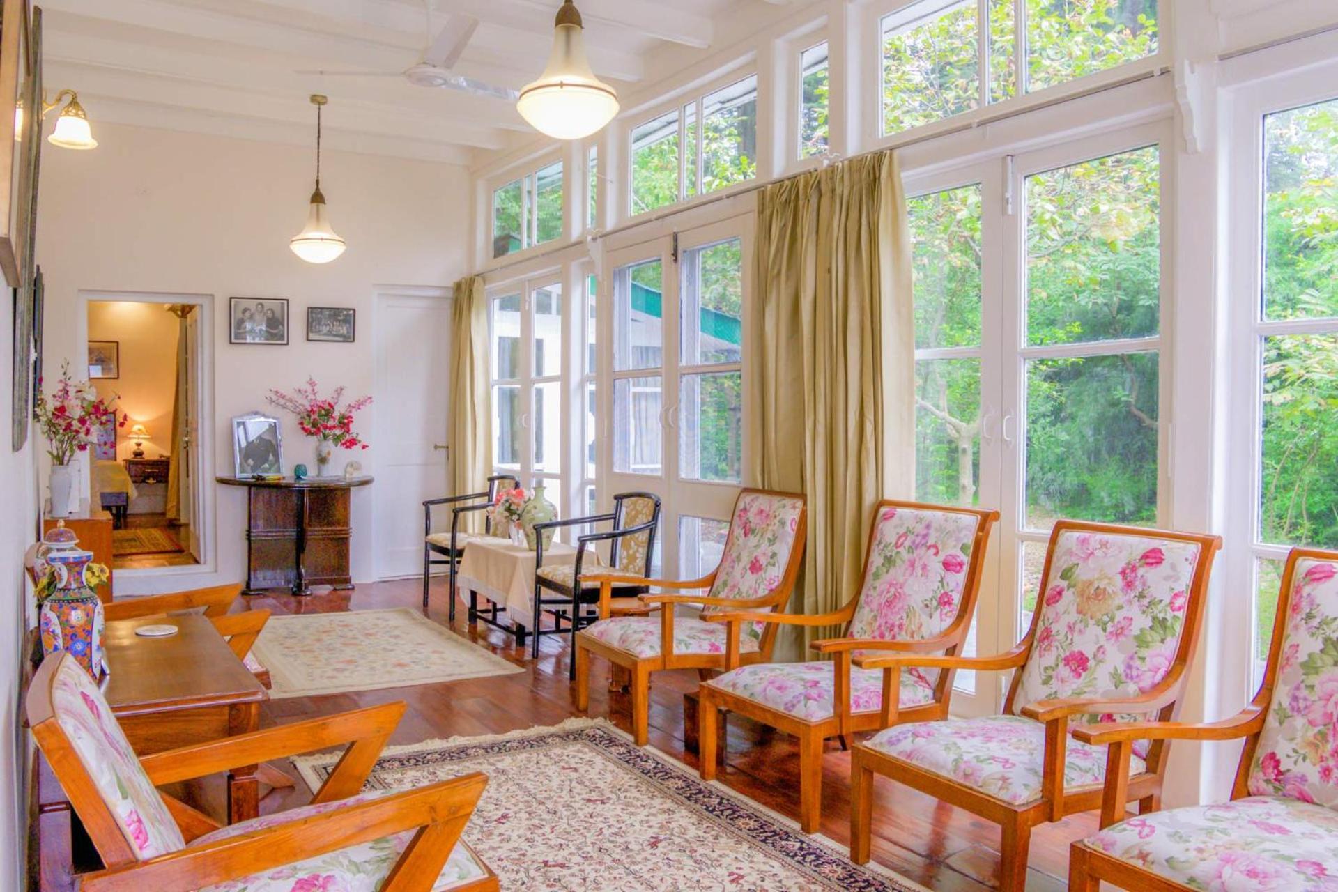 Stayvista At Rose Cottage - Bonfire & Scenic View Shimla Extérieur photo