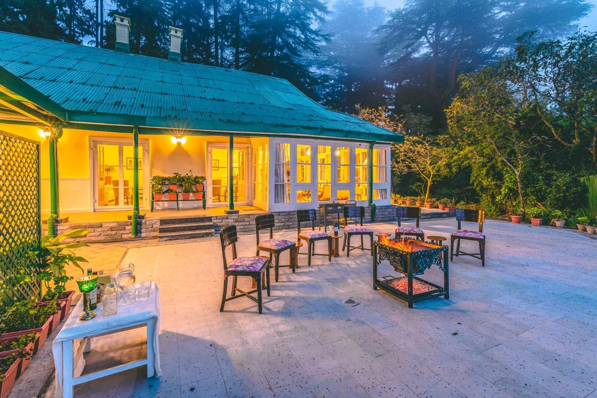 Stayvista At Rose Cottage - Bonfire & Scenic View Shimla Extérieur photo